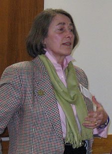 Mary Ellen Gilroy, a Landings graduate who now serves on the Landings board of advisors, speaks about her return to the Church through the Landings program at a workshop on the New Evangelization held at the Wilde Lake Interfaith Center in Columbia, Md., Oct. 10.
