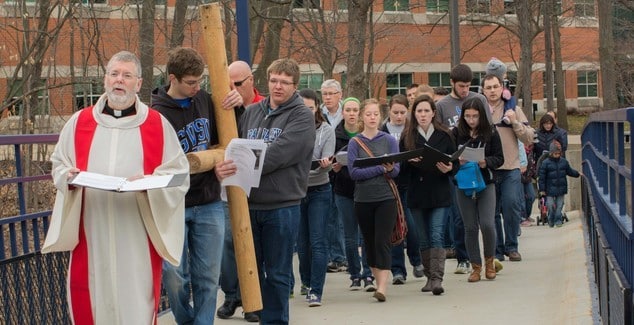 fr-_brad_at_st-_luke_university_parish_wide