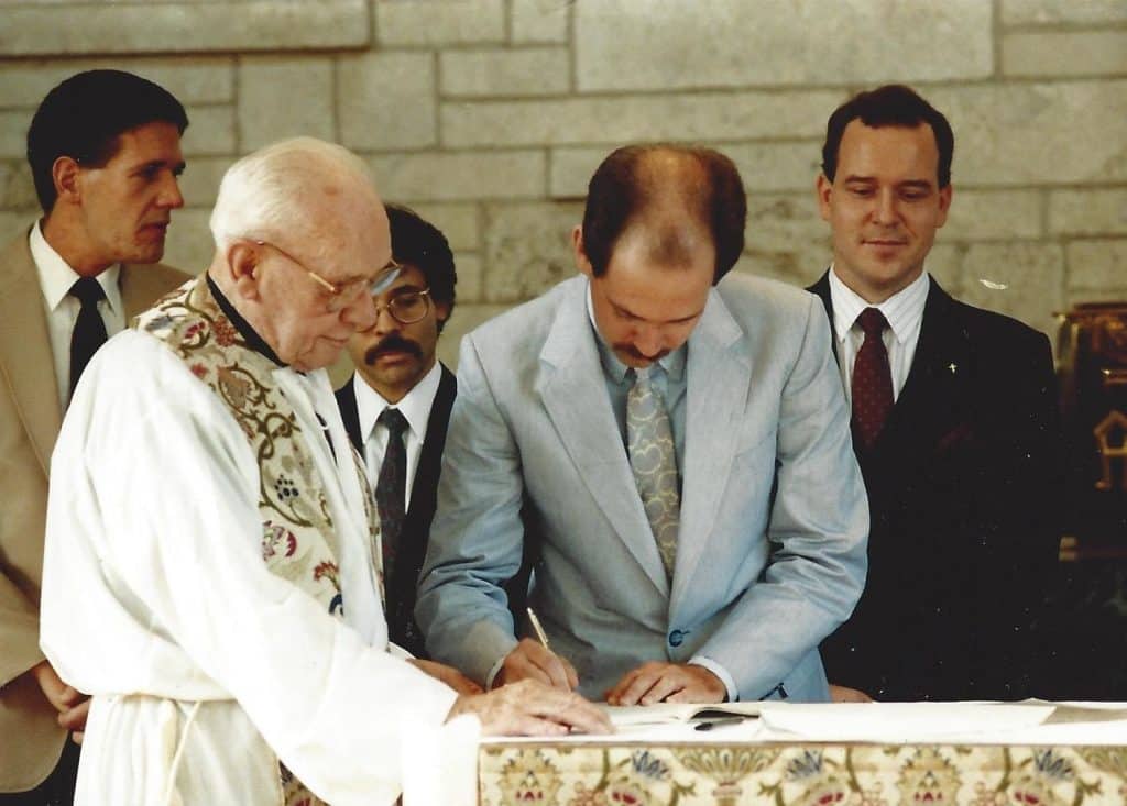 dd23fd35f0814a6baa5daa0b7097bb5e